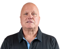 Roberto Ortiz 裁判肖像