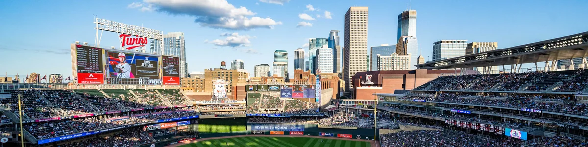Target Field 球場照片