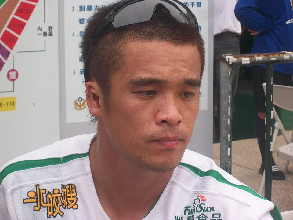 張建銘，味全龍，一軍打擊兼外野守備教練