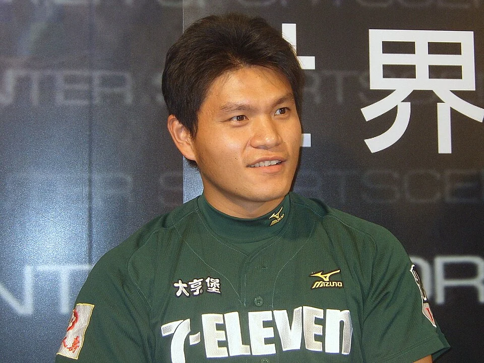 潘威倫，統一7-ELEVEn獅，一軍投手教練