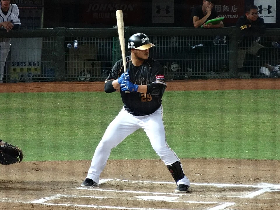 陳俊秀，中信兄弟，內野手