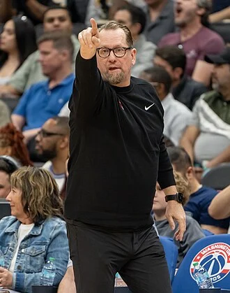 Nick Nurse 教練照片