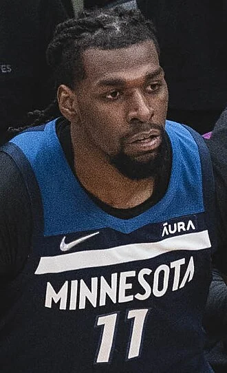 Naz Reid 球員照片