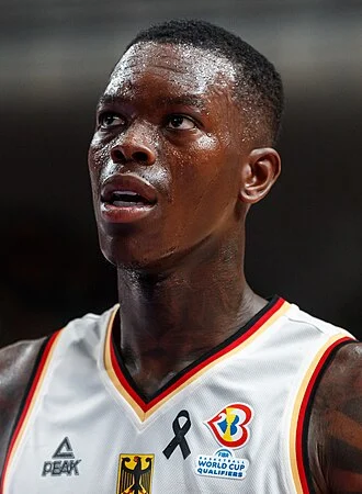 Dennis Schröder 球員照片