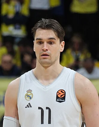 Mario Hezonja 球員照片
