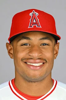 Christian Moore（克里斯汀・摩爾），天使，2B
