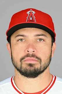 Travis d'Arnaud（崔維斯・達諾德），天使，C
