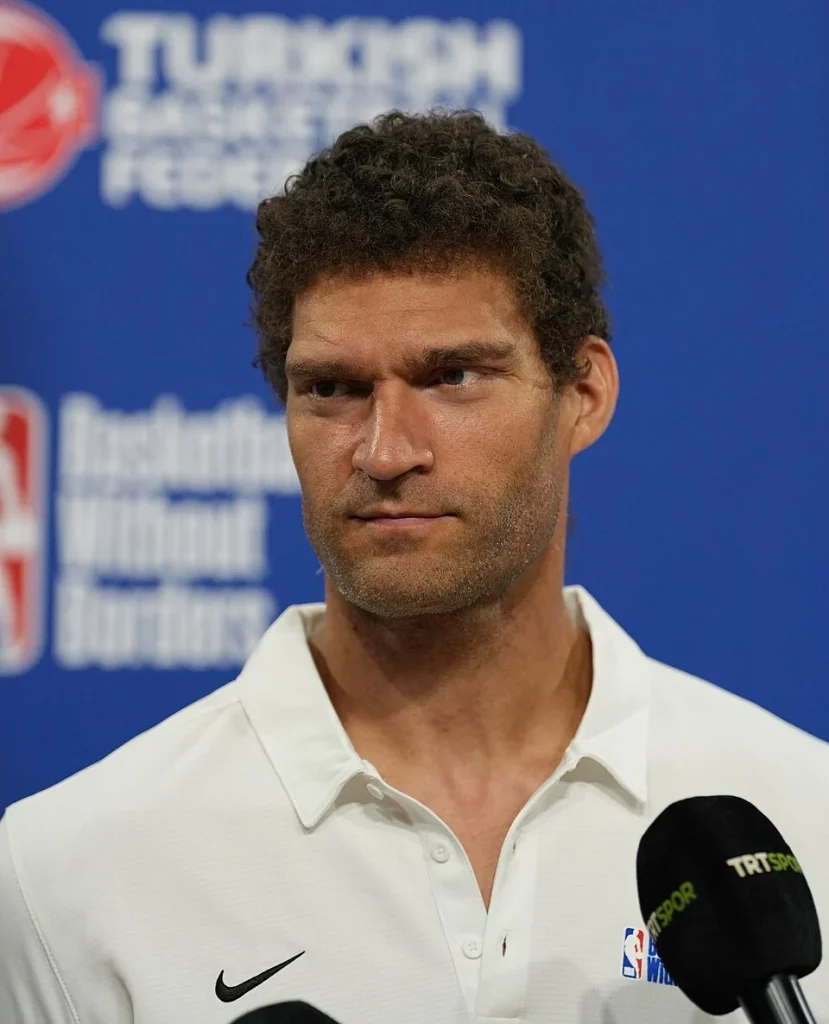 Brook Lopez（布鲁克·洛佩斯），快艇，C