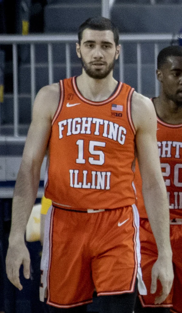 Giorgi Bezhanishvili（喬治·貝扎尼什維利），老鷹，F