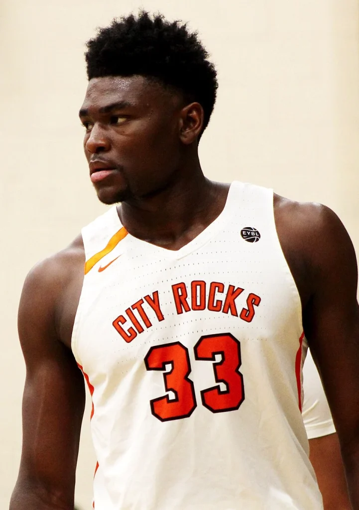 Isaiah Stewart（音譯：伊薩阿赫·史都華），灰熊，F-C