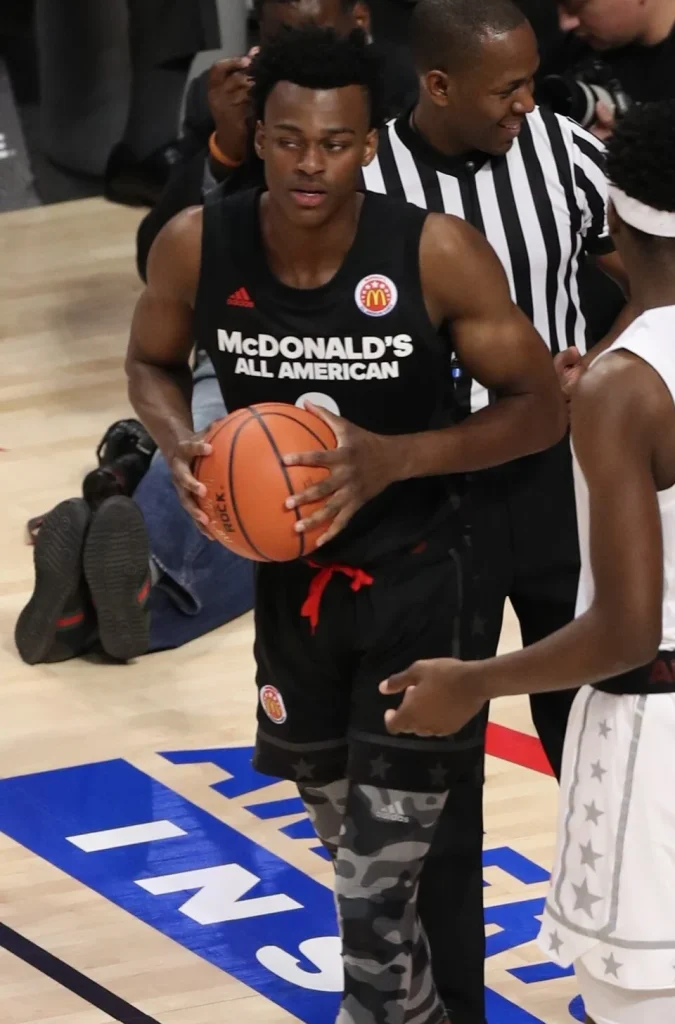 Jarred Vanderbilt（賈萊德·范德比），湖人，F