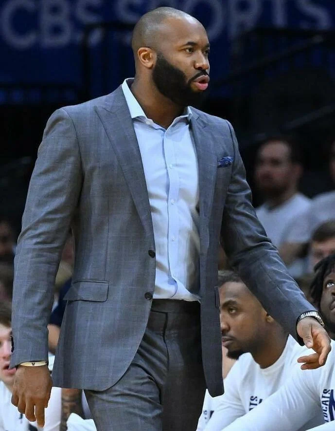 Kyle Neptune（音譯：凱爾·內普圖恩），黃蜂，Assistant Coach