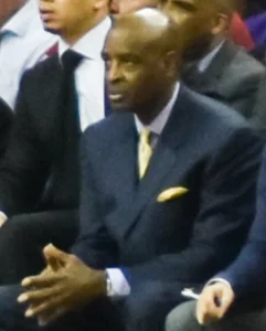 Larry Drew 官方照片