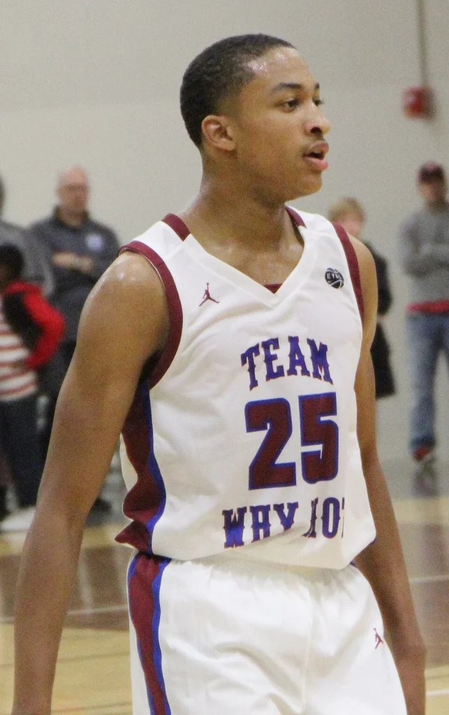 Nimari Burnett（音譯：尼馬里·布爾內特特），暴龍，球員