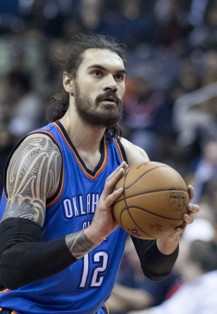 Steven Adams（史蒂文·亚当斯），火箭，C